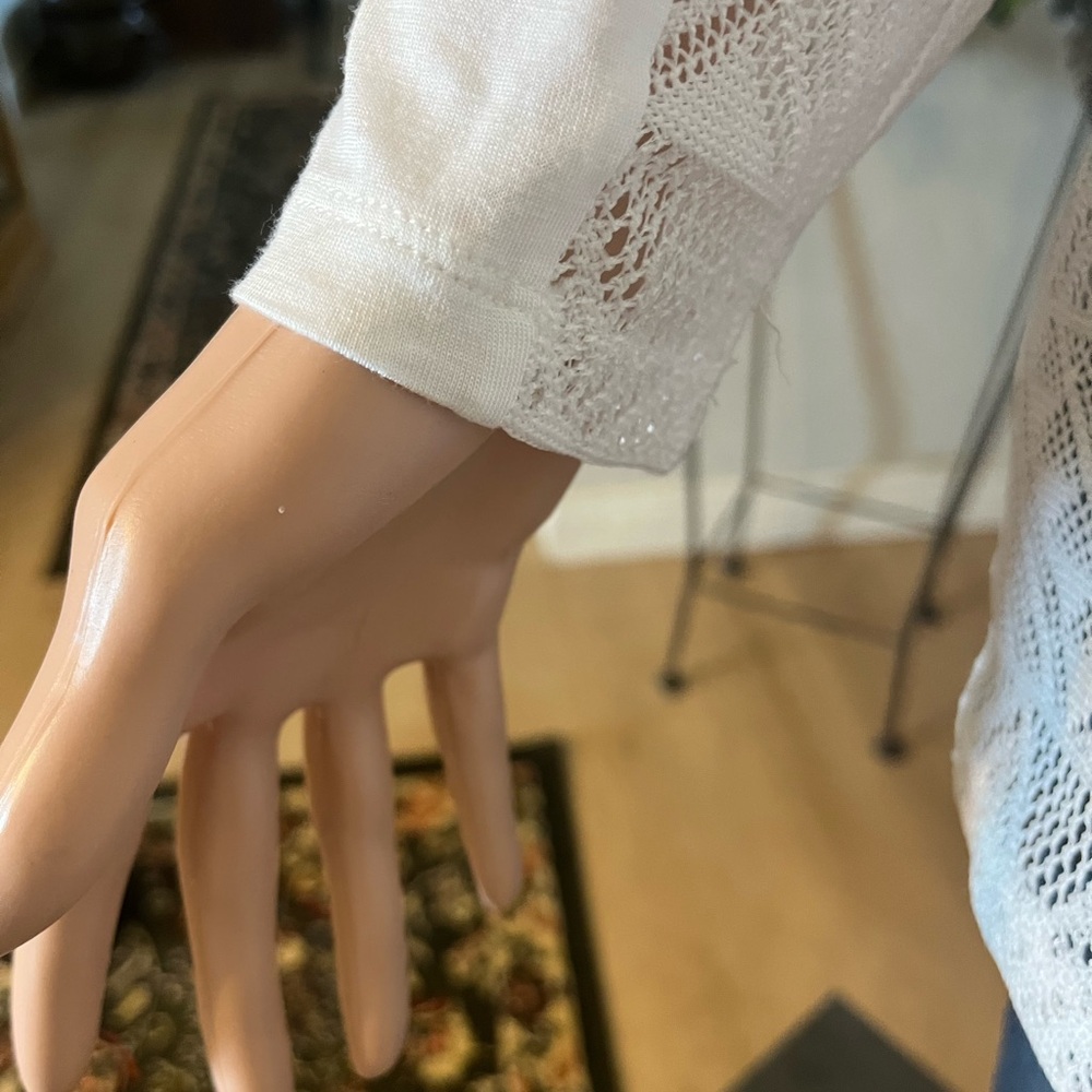 LISA RINNA LACE COLLECTION TOP - Picture 5 of 9